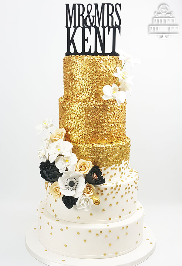 wedding cake with a touch of gold
