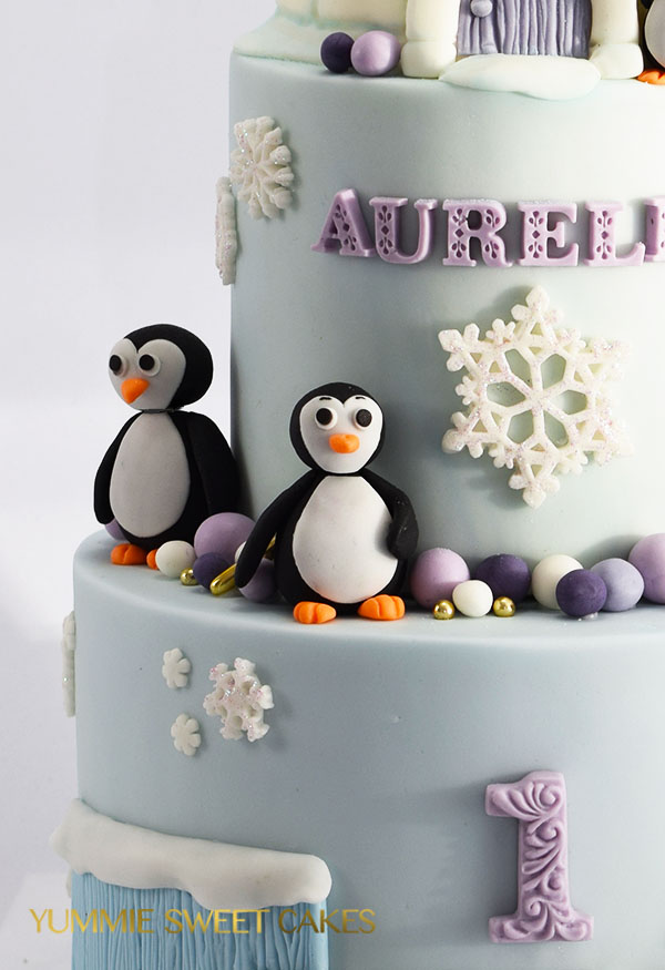 expeditie exegese eenvoudig Een leuke taart met een iglo en pinguïns • Yummie Sweet Cakes •