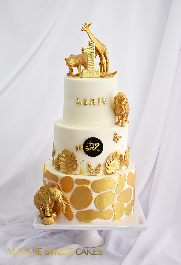 Big golden jungle cake